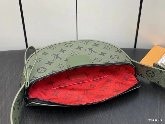 VUITTON Moon LOUIS Crossbody 0219